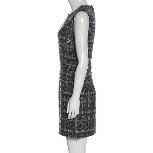 Dolce & Gabbana tweed sleeveless dress, dual patch pockets, frayed trim - Picture 2 of 3